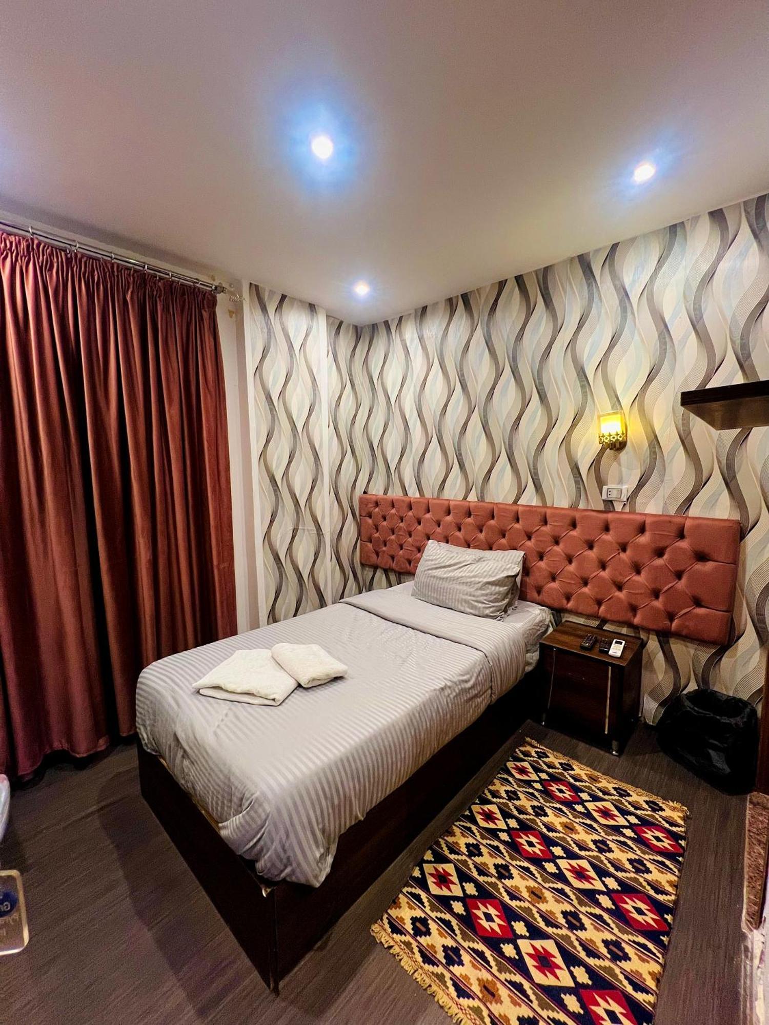 Grand Pyramids Inn Kafret el-Gabal Εξωτερικό φωτογραφία
