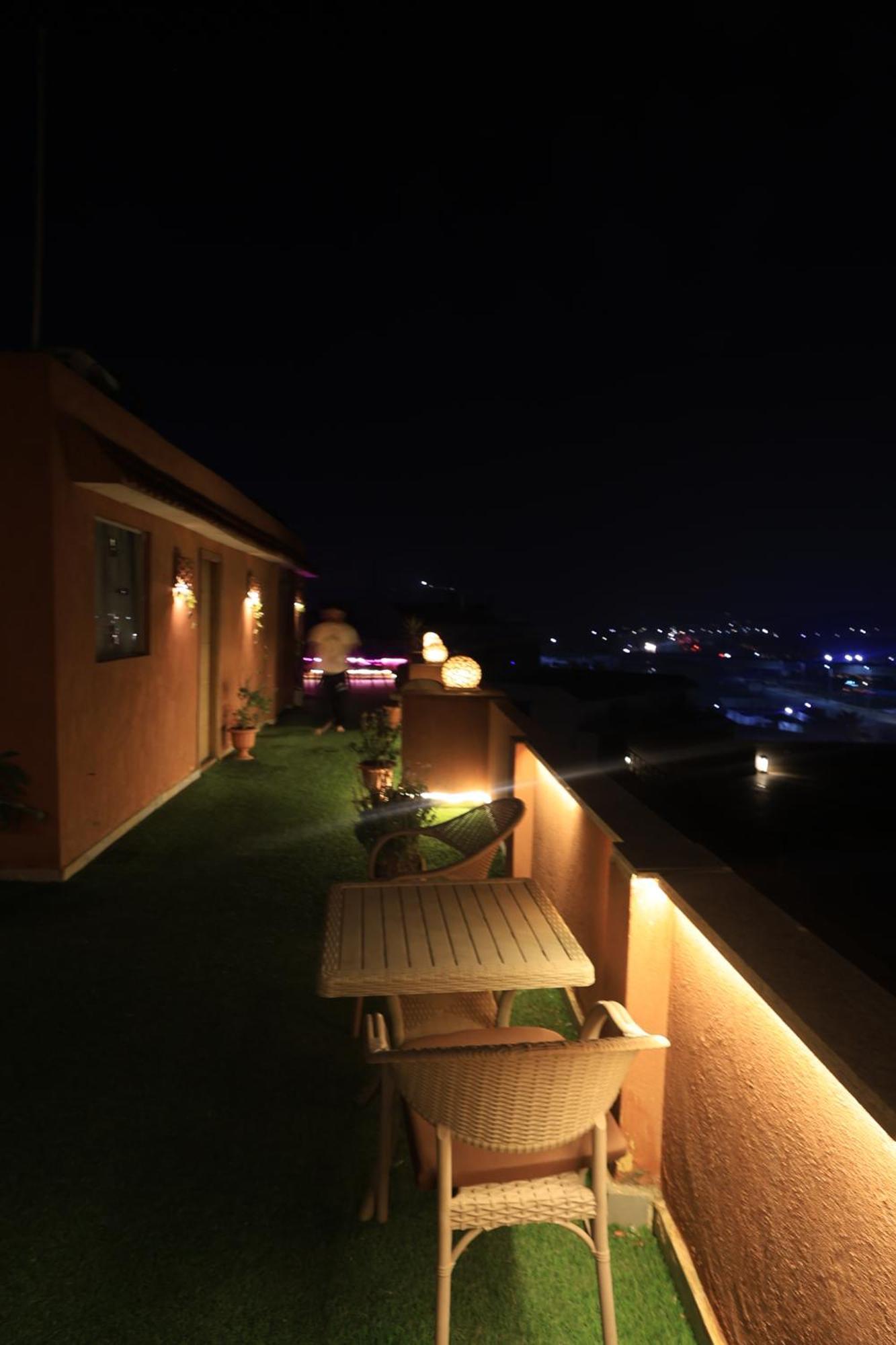 Grand Pyramids Inn Kafret el-Gabal Εξωτερικό φωτογραφία